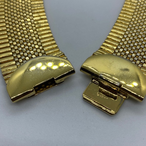 Vintage Napier 22k Gold Plated 80’s V Shape Statement 18” Necklace - Picture 4 of 5